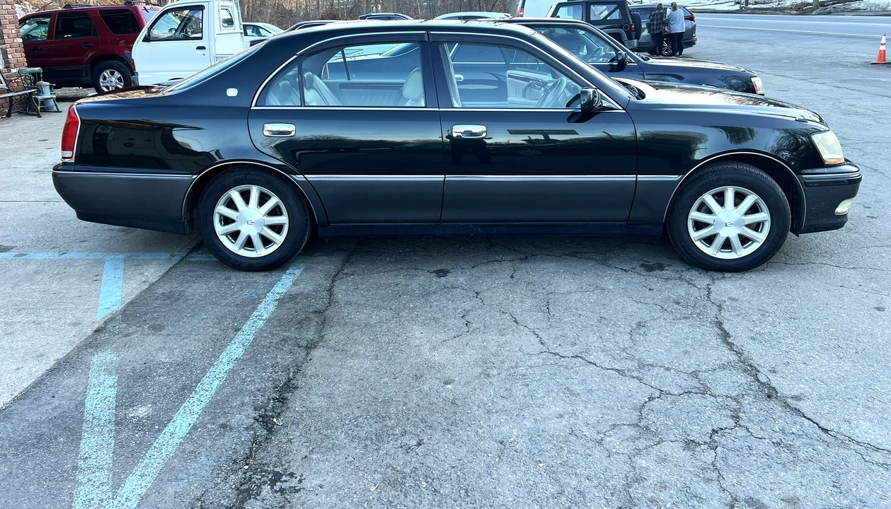 2000 Toyota Crown 10th Gen - Image 2 of 31