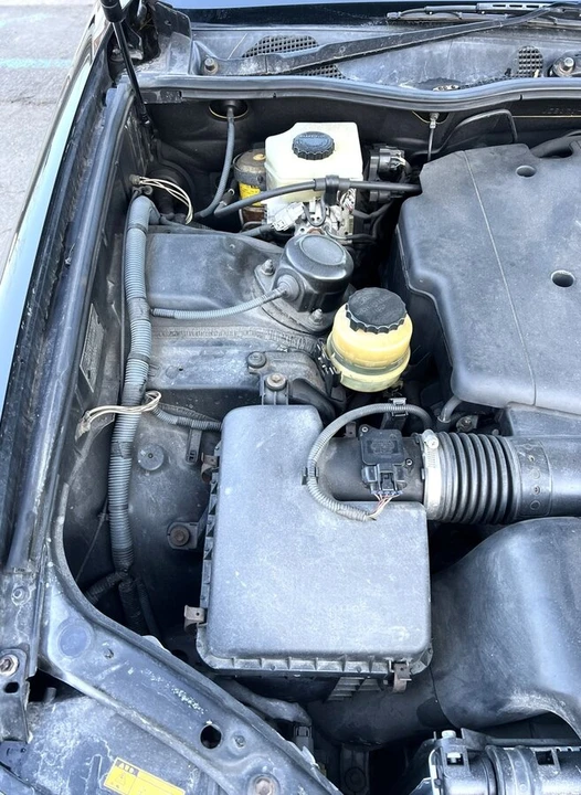 2000 Toyota Crown 11th Gen - Image 16 of 31
