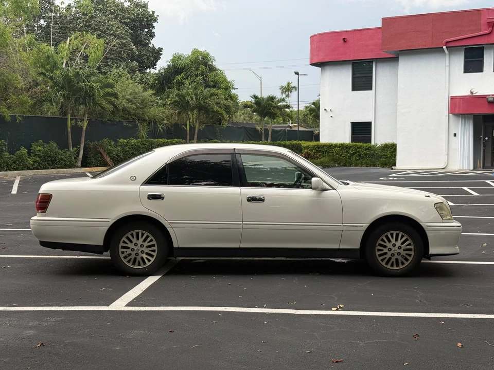2000 Toyota Crown 10th Gen - Image 16 of 31