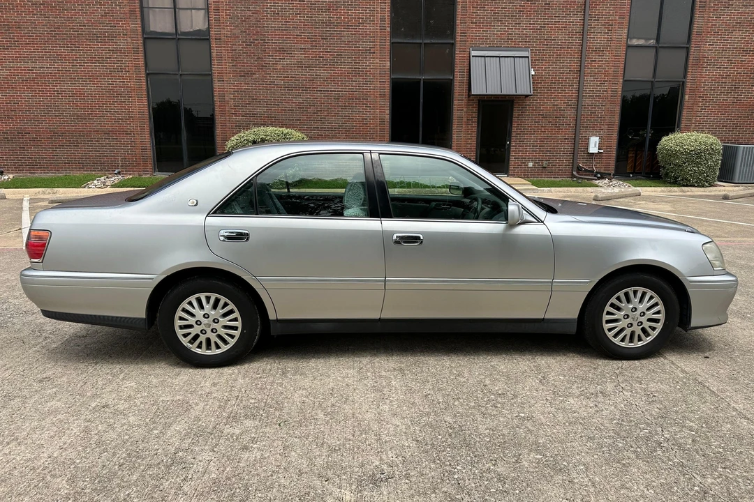 2000 Toyota Crown 10th Gen - Image 3 of 31