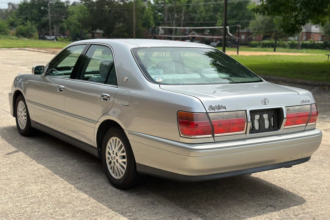 2000 Toyota Crown 10th Gen - Image 4 of 31