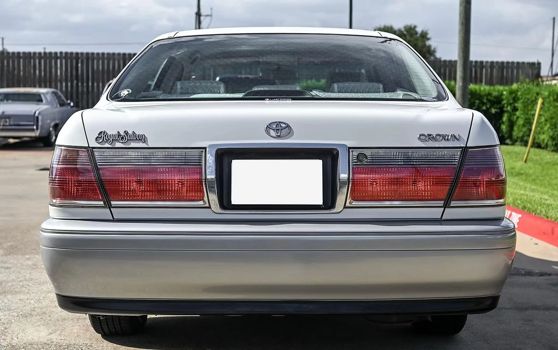 2000 Toyota Crown 10th Gen - Image 15 of 31