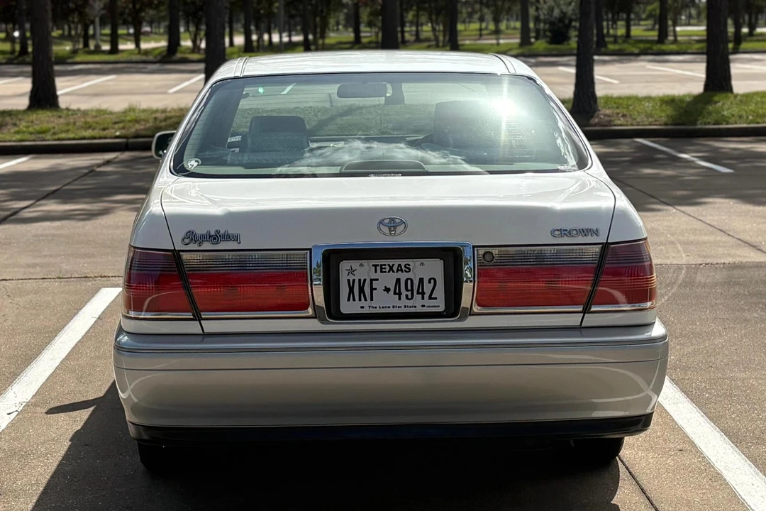 2000 Toyota Crown 10th Gen - Image 5 of 31
