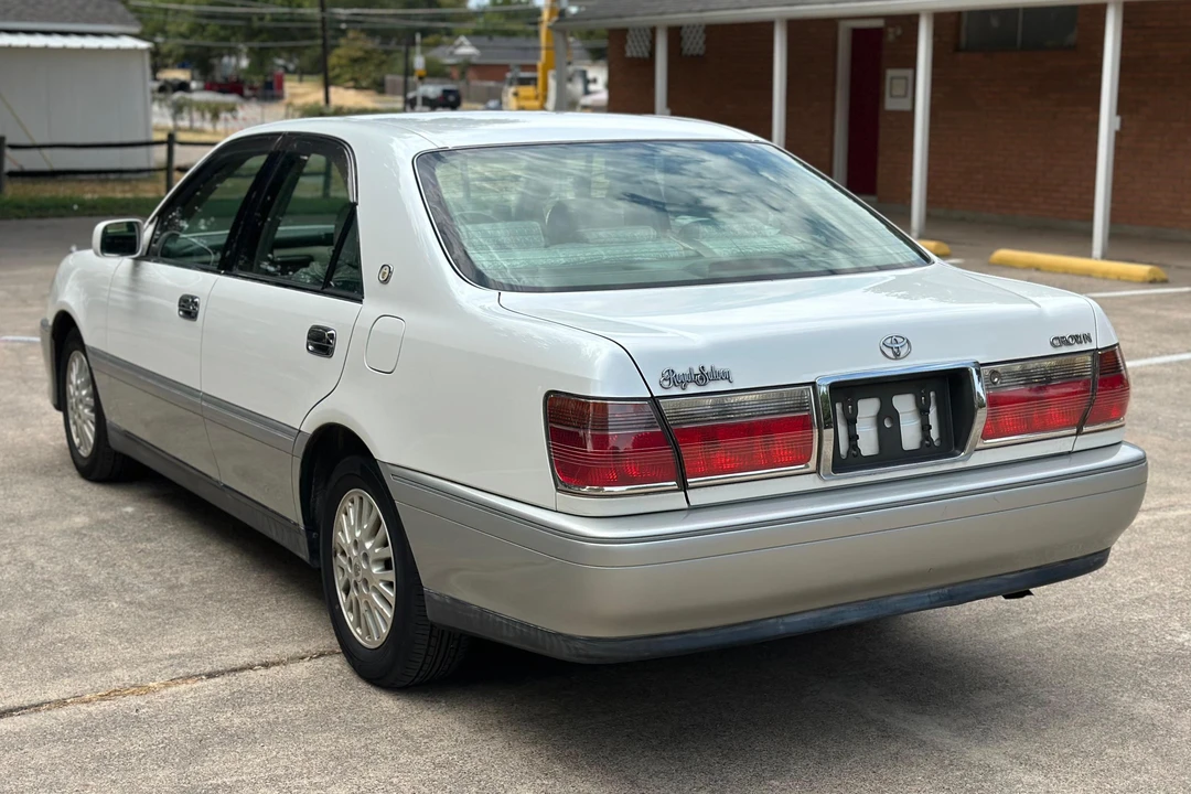 2000 Toyota Crown 10th Gen - Image 4 of 31