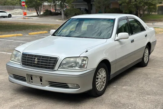 2000 Toyota Crown Royal Saloon