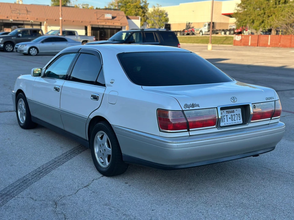 2000 Toyota Crown - Image 7 of 31