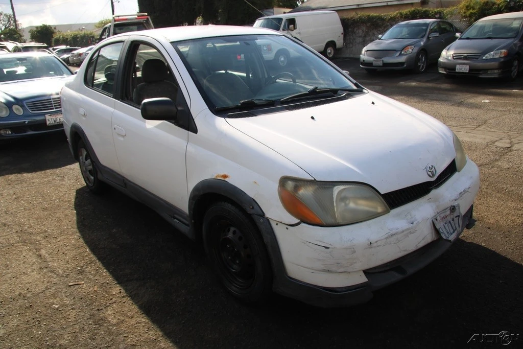 2000 Toyota Echo - Image 10 of 21