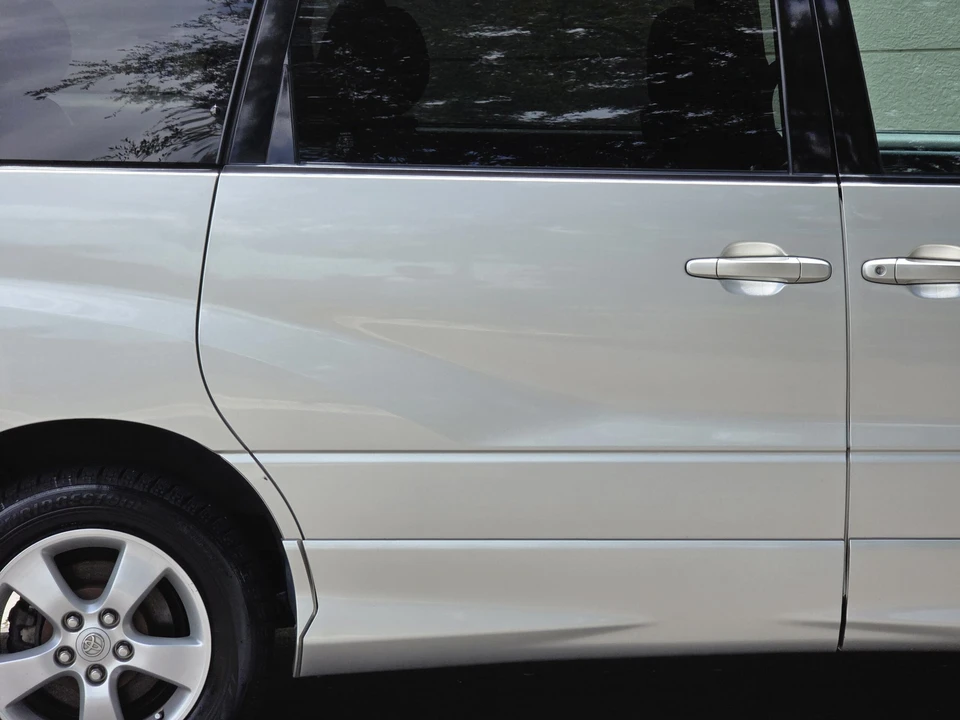 2000 Toyota Previa/Estima - Image 4 of 31