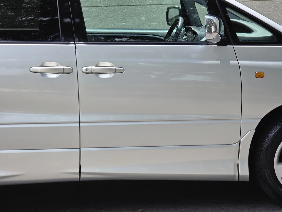 2000 Toyota Previa/Estima - Image 5 of 31