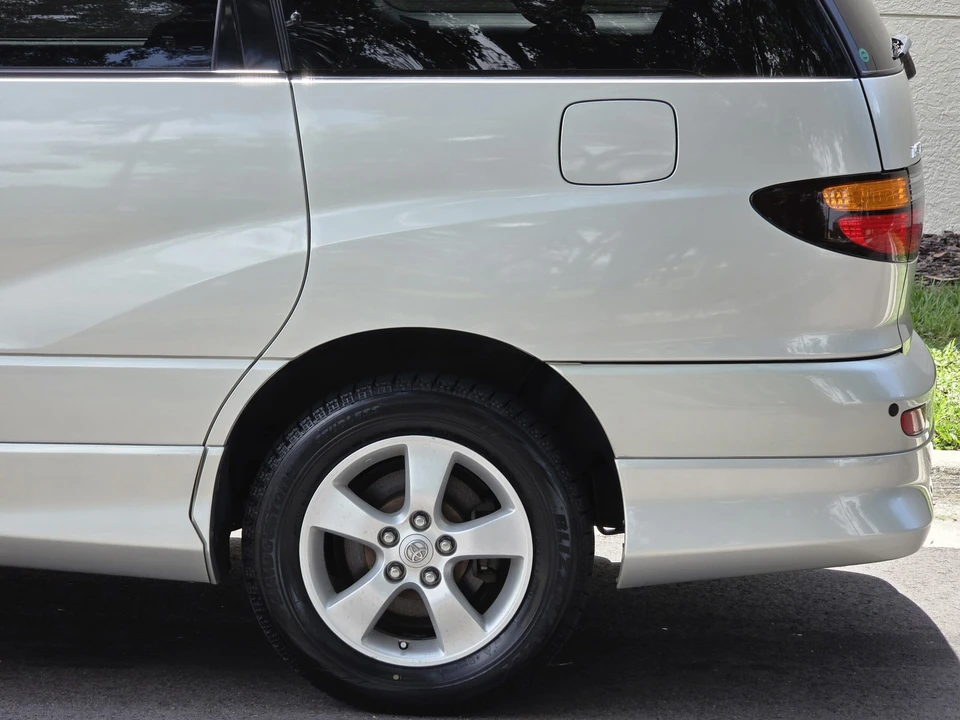 2000 Toyota Previa/Estima - Image 14 of 31
