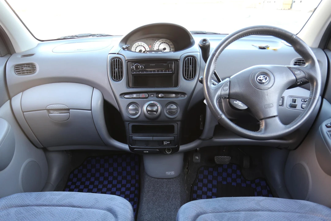2000 Toyota Echo - Image 6 of 8