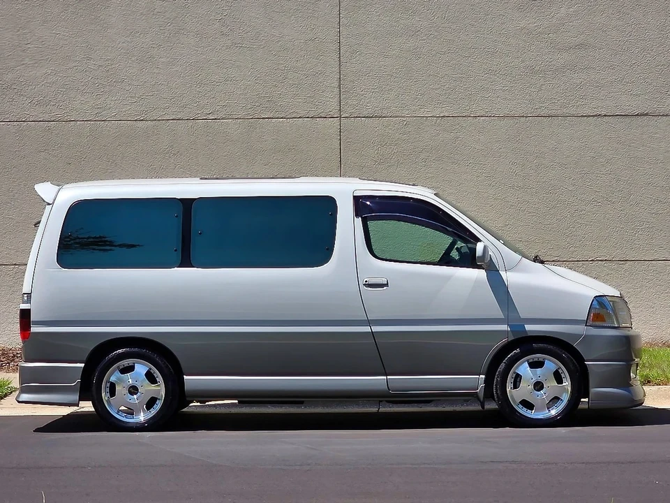 2000 Toyota Granvia 4th Gen - Image 7 of 21