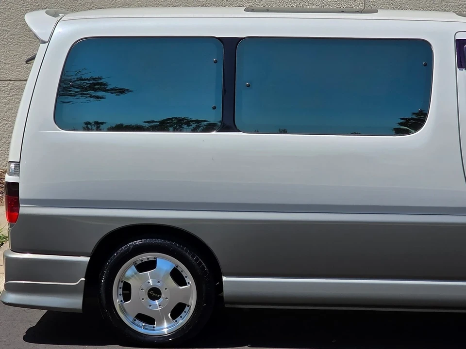 2000 Toyota Granvia 4th Gen - Image 8 of 21