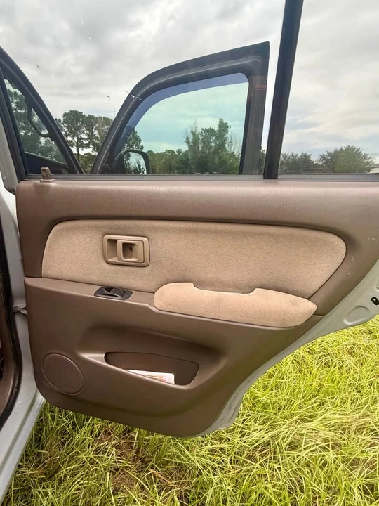 2000 Toyota 4Runner 3rd Gen - Image 18 of 19
