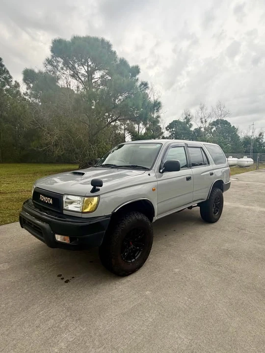 2000 Toyota 4Runner 3rd Gen - Image 3 of 19