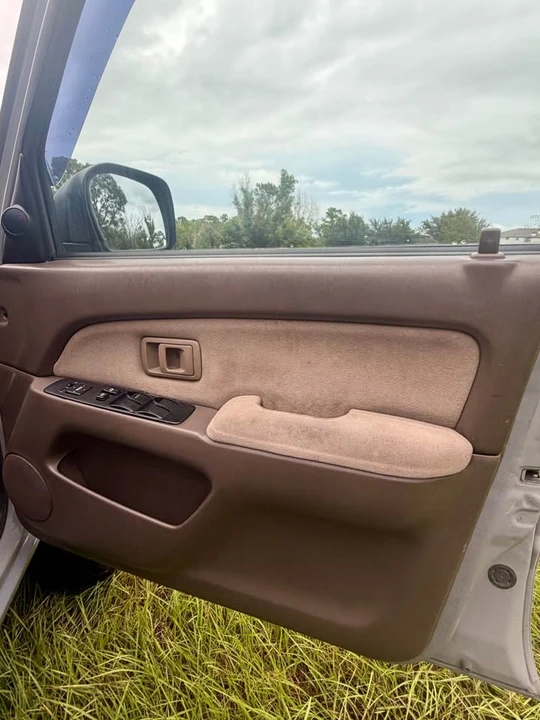 2000 Toyota 4Runner 3rd Gen - Image 17 of 19