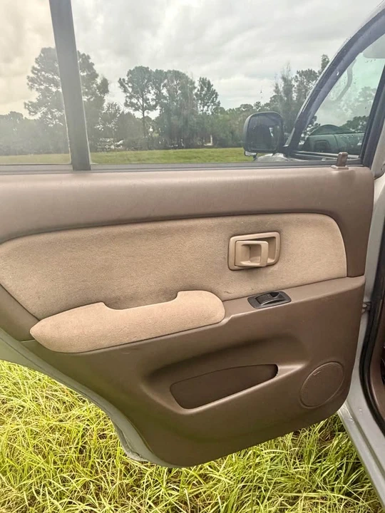 2000 Toyota 4Runner 3rd Gen - Image 12 of 19