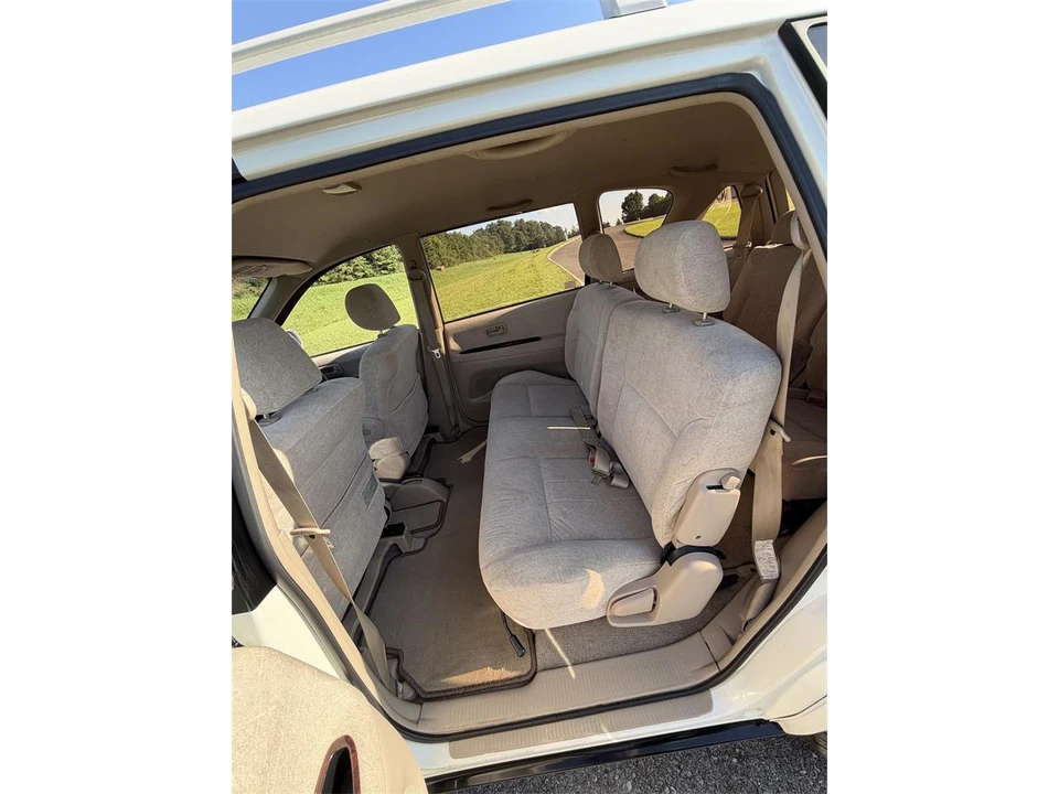 2000 Toyota - Image 12 of 28