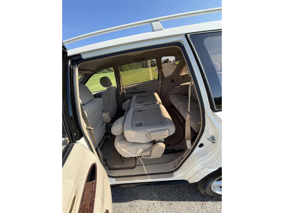 2000 Toyota - Image 15 of 28