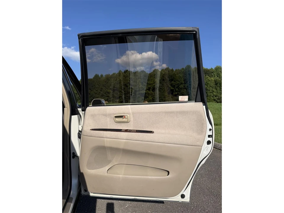 2000 Toyota - Image 26 of 28