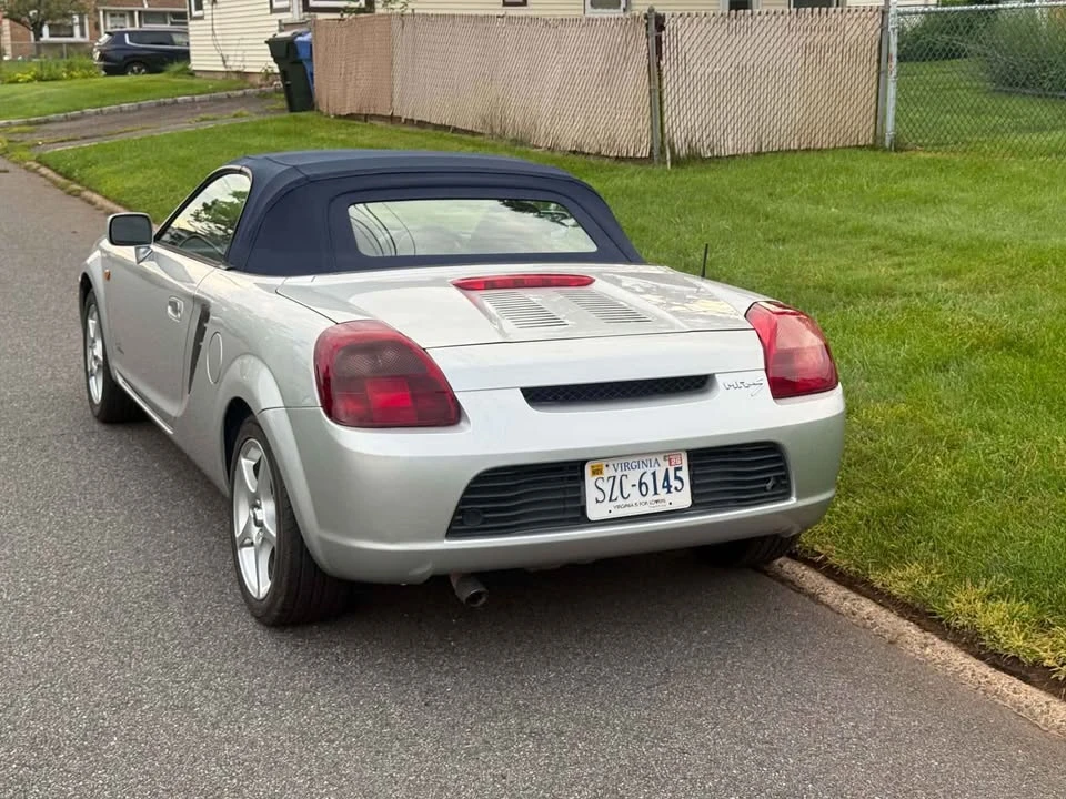 2000 Toyota MR2 Spyder/MR-S - Image 3 of 12
