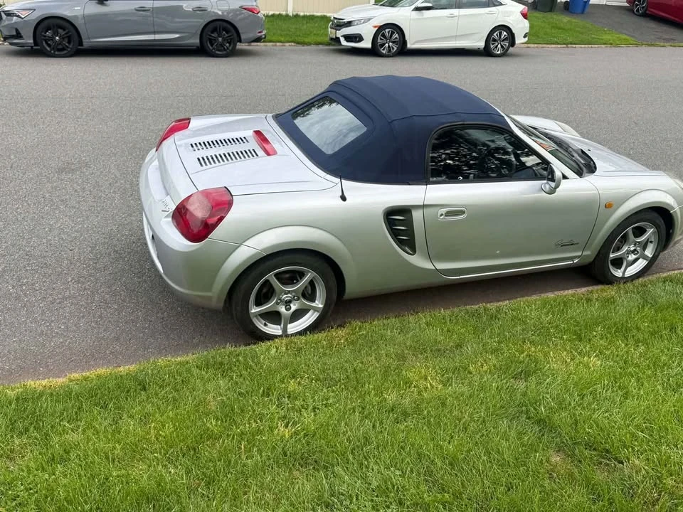 2000 Toyota MR2 Spyder/MR-S - Image 7 of 12