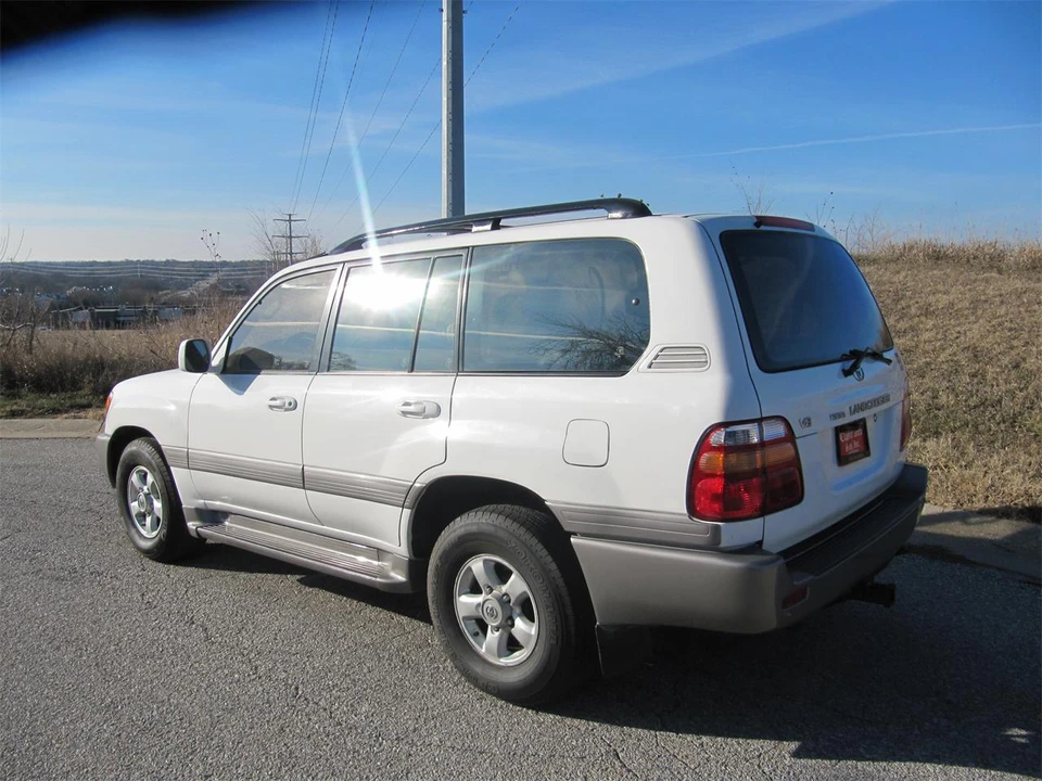 2000 Toyota J100 Land Cruiser - Image 4 of 26