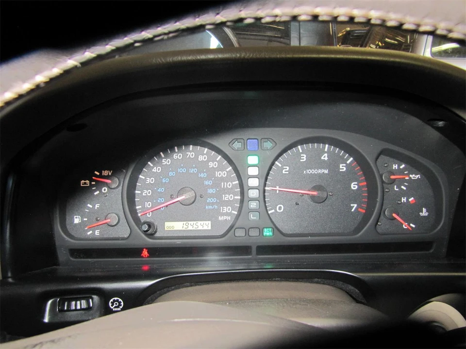 2000 Toyota J100 Land Cruiser - Image 12 of 26