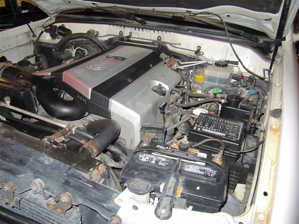 2000 Toyota J100 Land Cruiser - Image 23 of 26