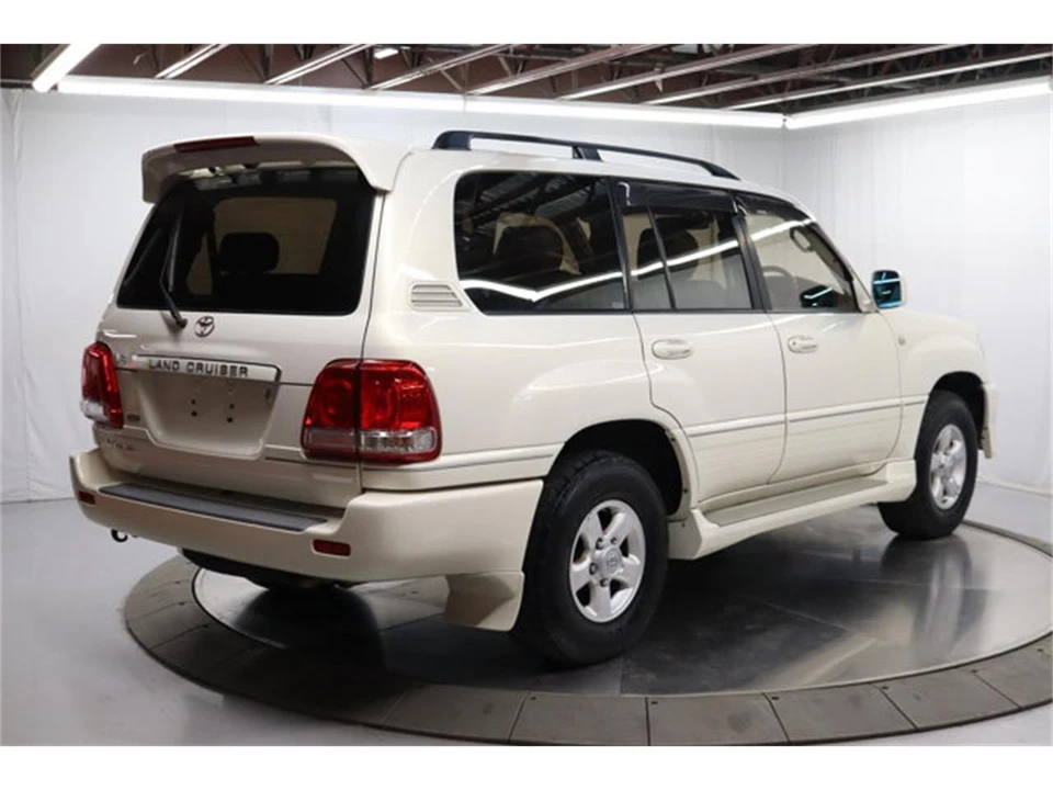 2000 Toyota J100 Land Cruiser - Image 7 of 31
