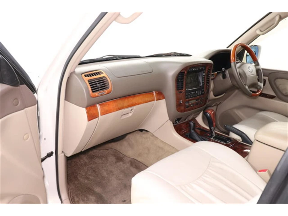 2000 Toyota J100 Land Cruiser - Image 14 of 31