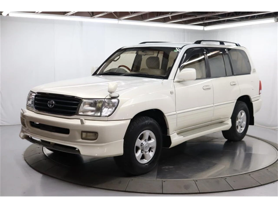 2000 Toyota J100 Land Cruiser - Image 2 of 31