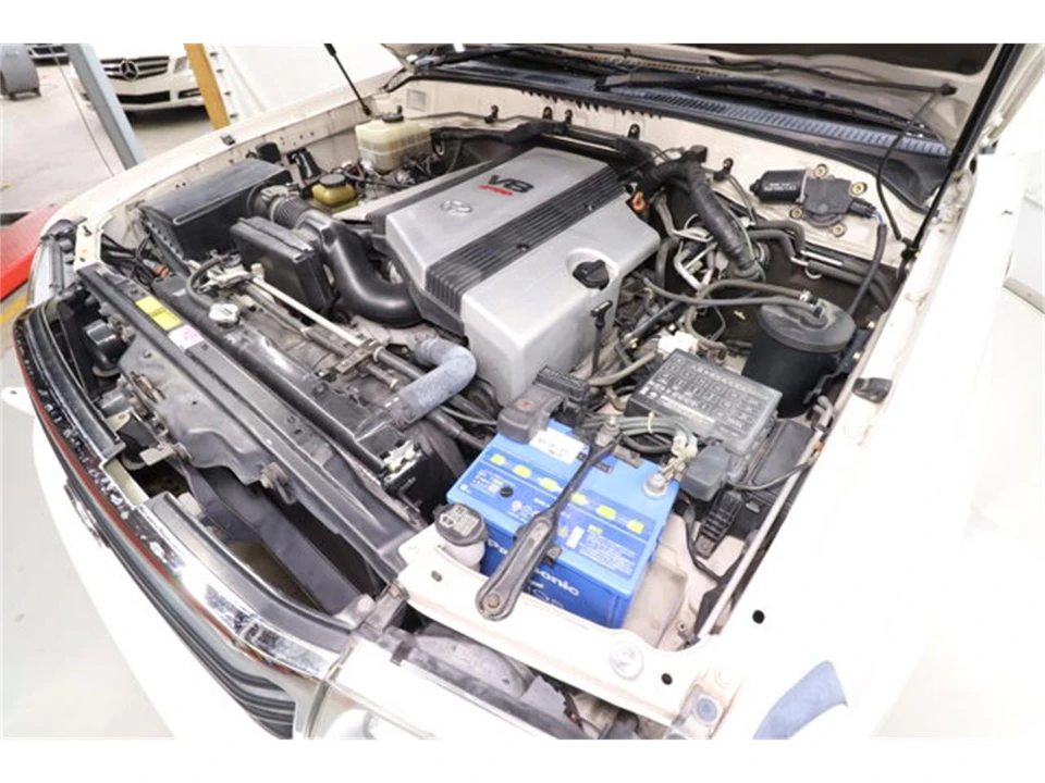2000 Toyota J100 Land Cruiser - Image 27 of 31