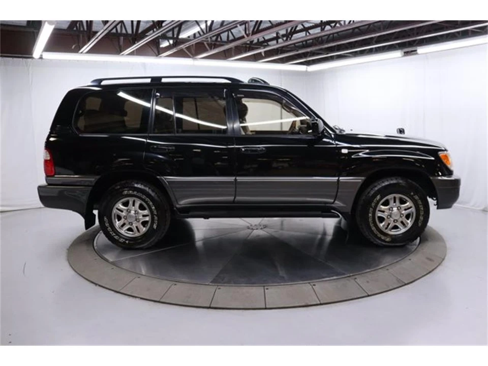2000 Toyota J100 Land Cruiser - Image 8 of 31