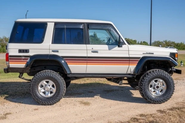 2000 Toyota J70 Land Cruiser - Image 3 of 7