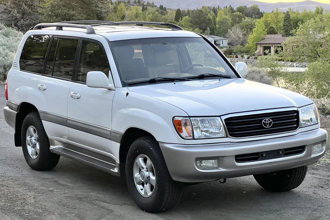 2000 Toyota J100 Land Cruiser - Image 14 of 31