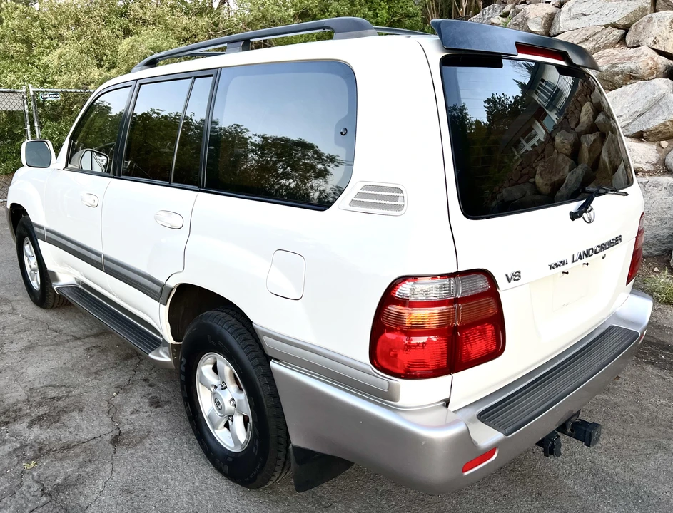 2000 Toyota J100 Land Cruiser - Image 10 of 31