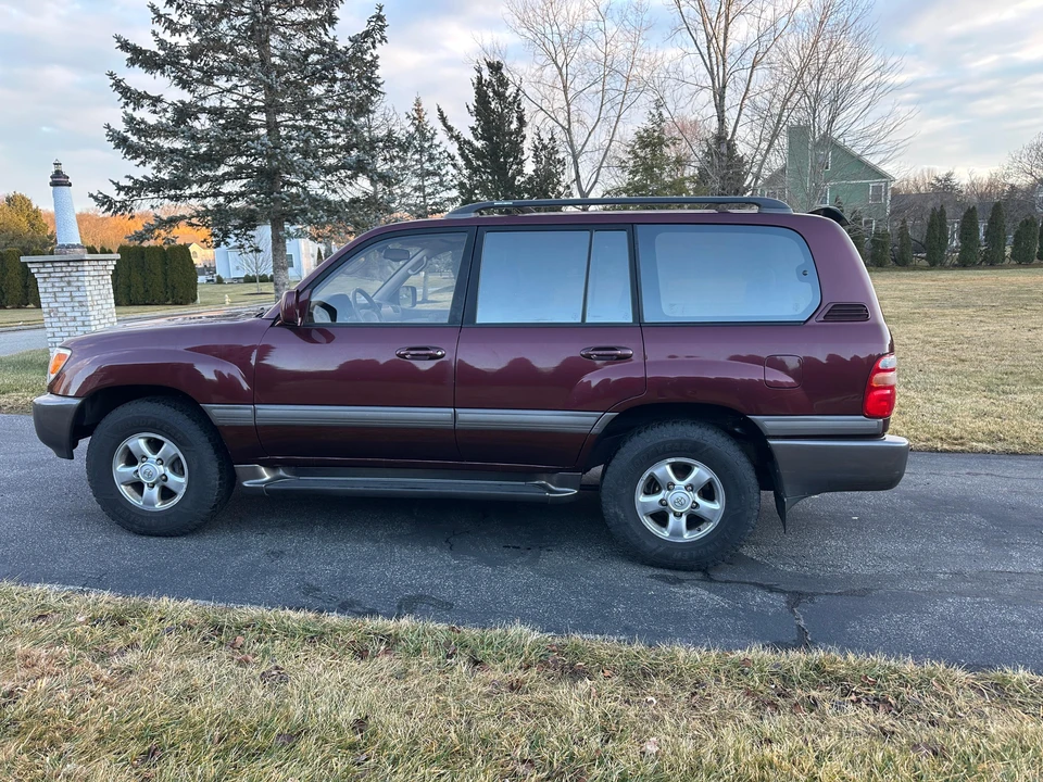 2000 Toyota J100 Land Cruiser - Image 9 of 31