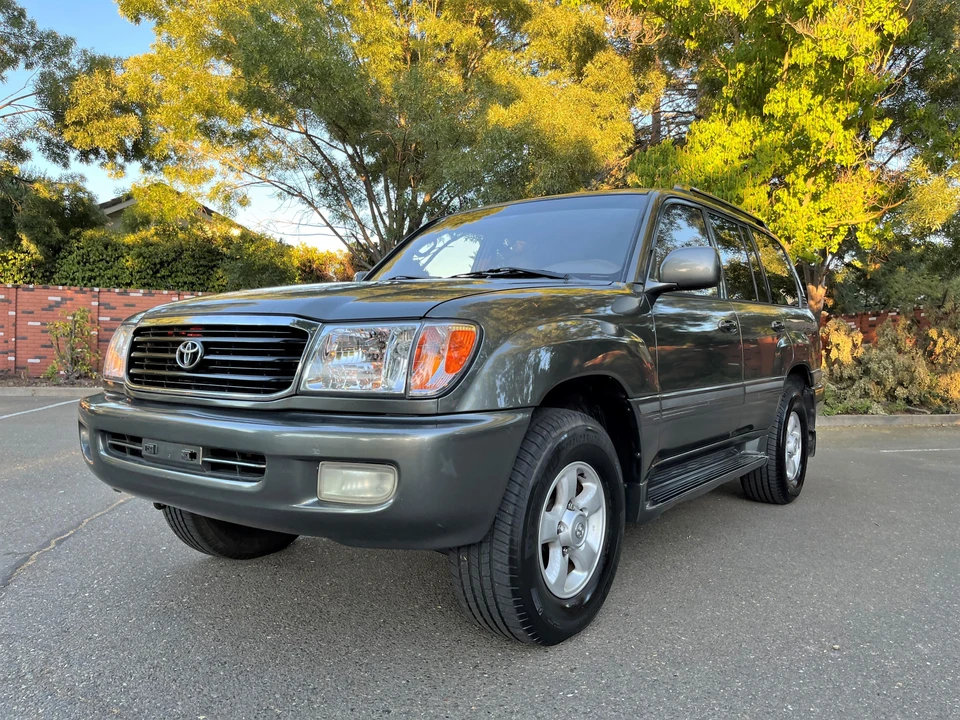 2000 Toyota J100 Land Cruiser - Image 10 of 31