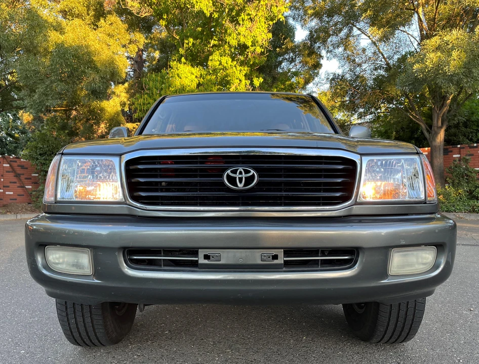 2000 Toyota J100 Land Cruiser - Image 6 of 31