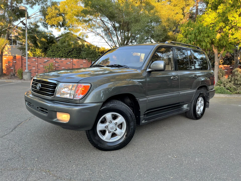 2000 Toyota J100 Land Cruiser - Image 13 of 31
