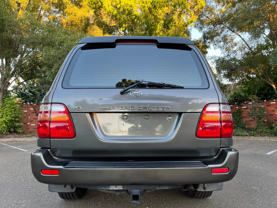 2000 Toyota J100 Land Cruiser - Image 24 of 31