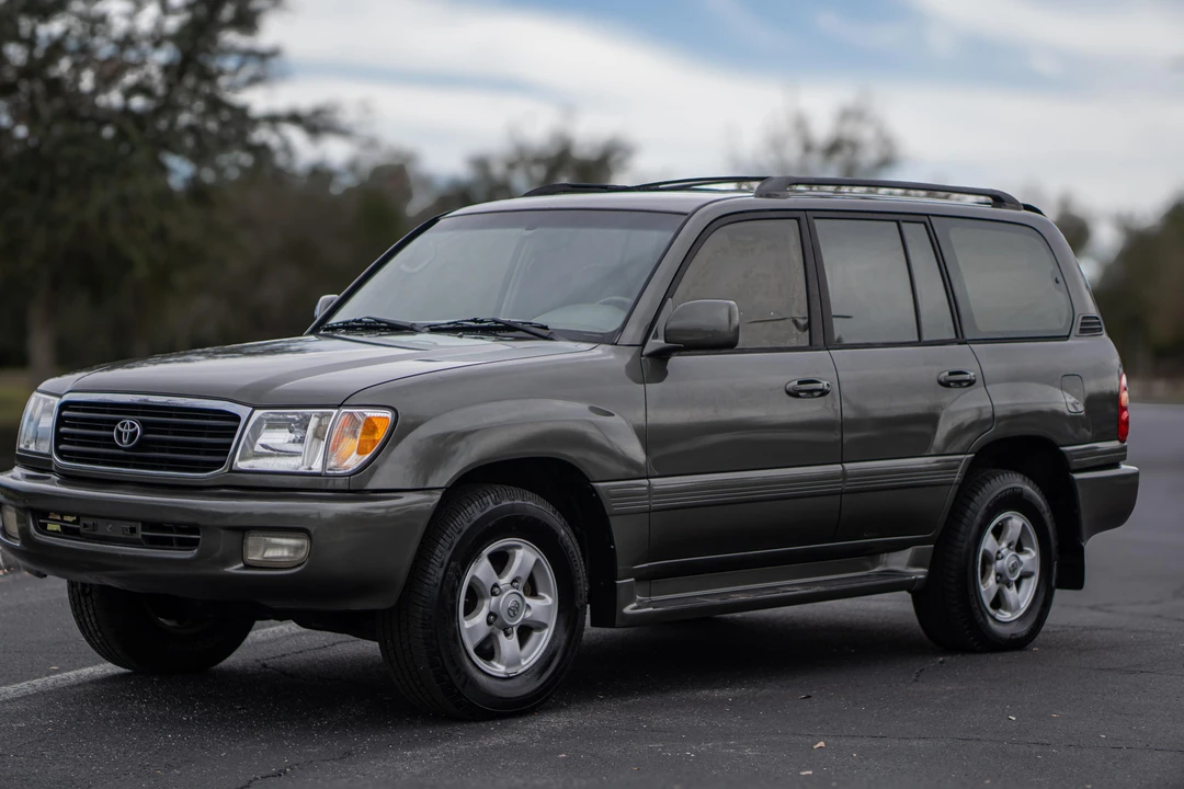 2000 Toyota J100 Land Cruiser - Image 10 of 31