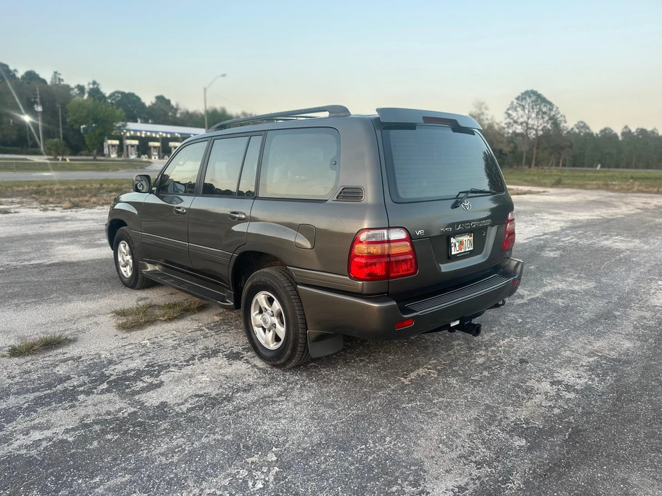 2000 Toyota J100 Land Cruiser - Image 14 of 31