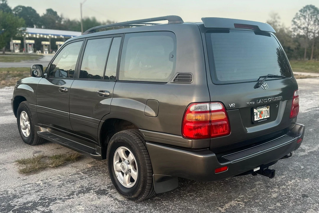 2000 Toyota J100 Land Cruiser - Image 4 of 31