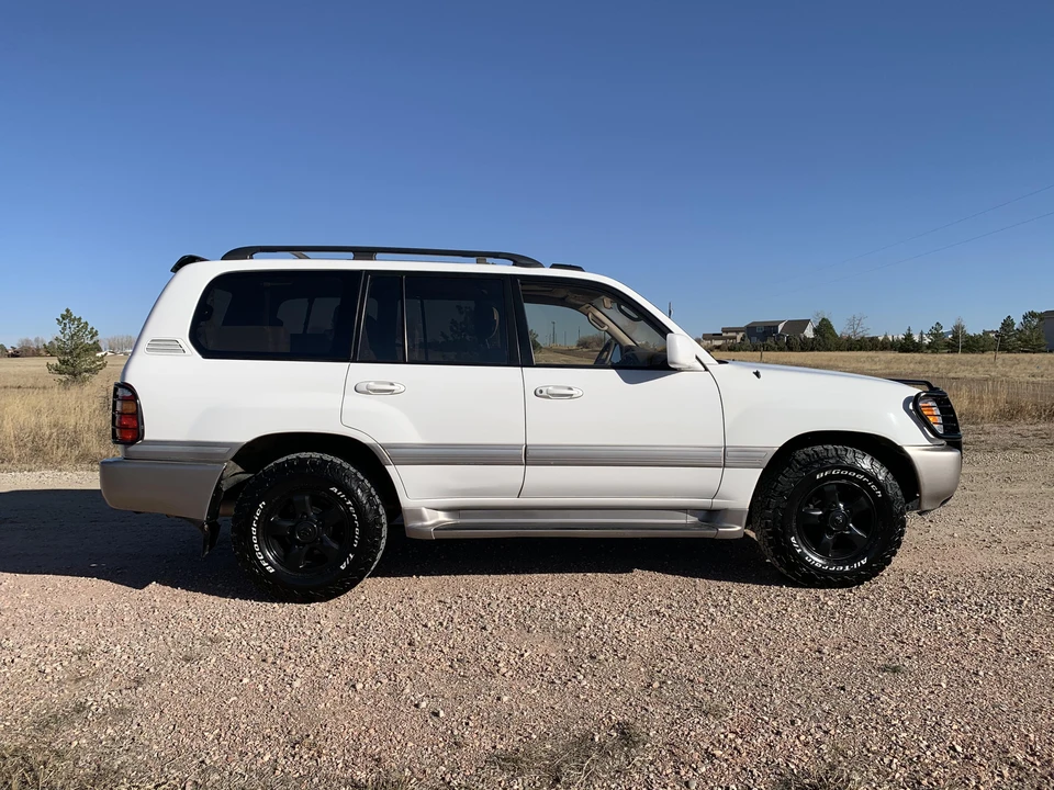 2000 Toyota J100 Land Cruiser - Image 11 of 31