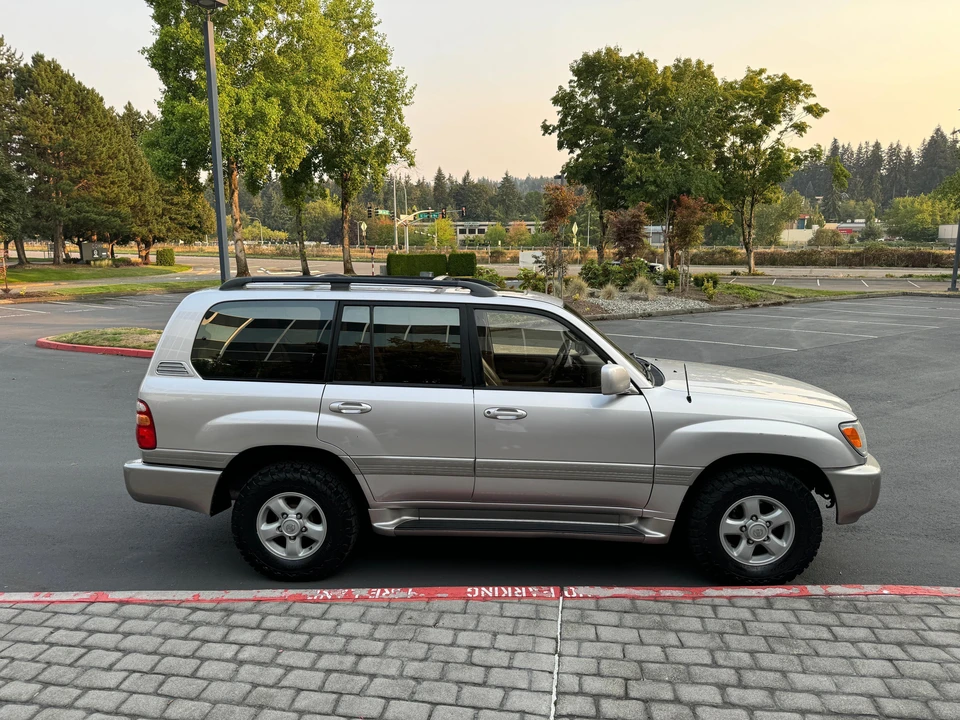2000 Toyota J70 Land Cruiser - Image 13 of 31