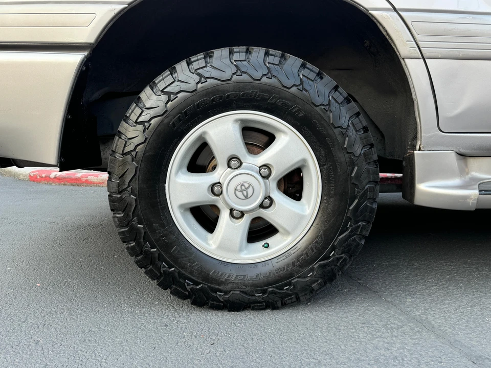 2000 Toyota J70 Land Cruiser - Image 26 of 31