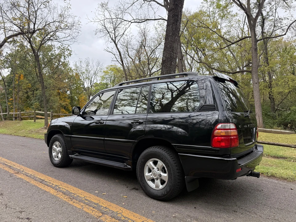 2000 Toyota J70 Land Cruiser - Image 10 of 31