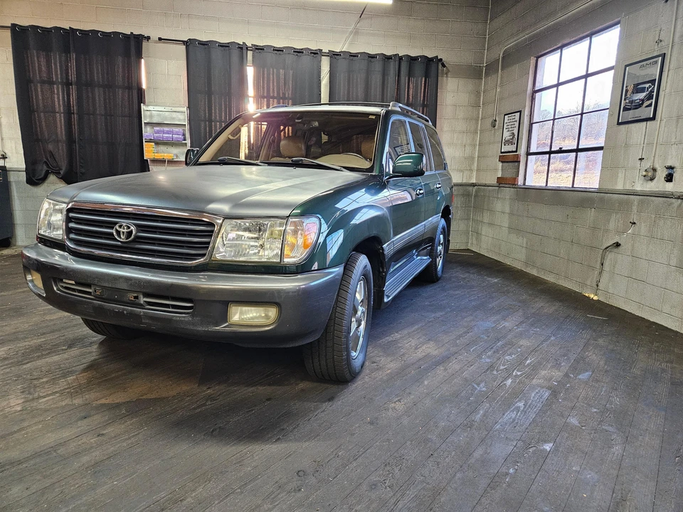 2000 Toyota J100 Land Cruiser - Image 10 of 31